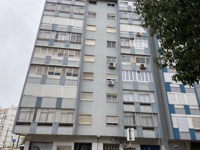 Apartamento T3 em Cacilhas